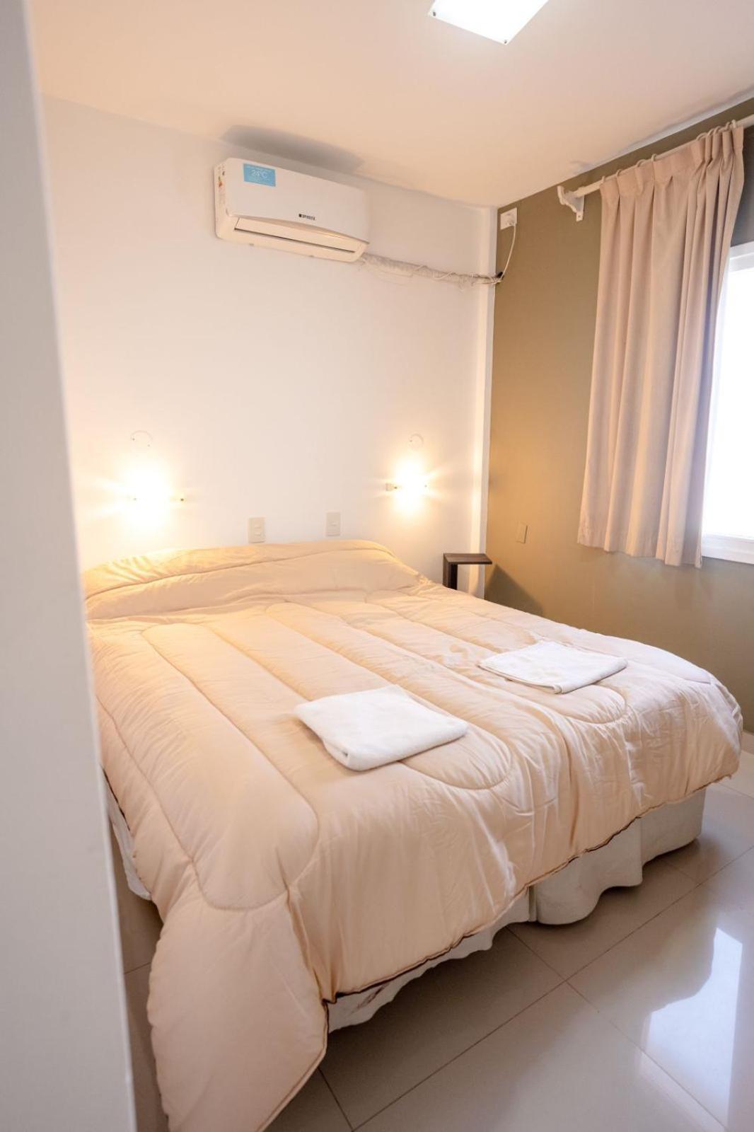 Hotel Plaza Italia Zarate Ngoại thất bức ảnh