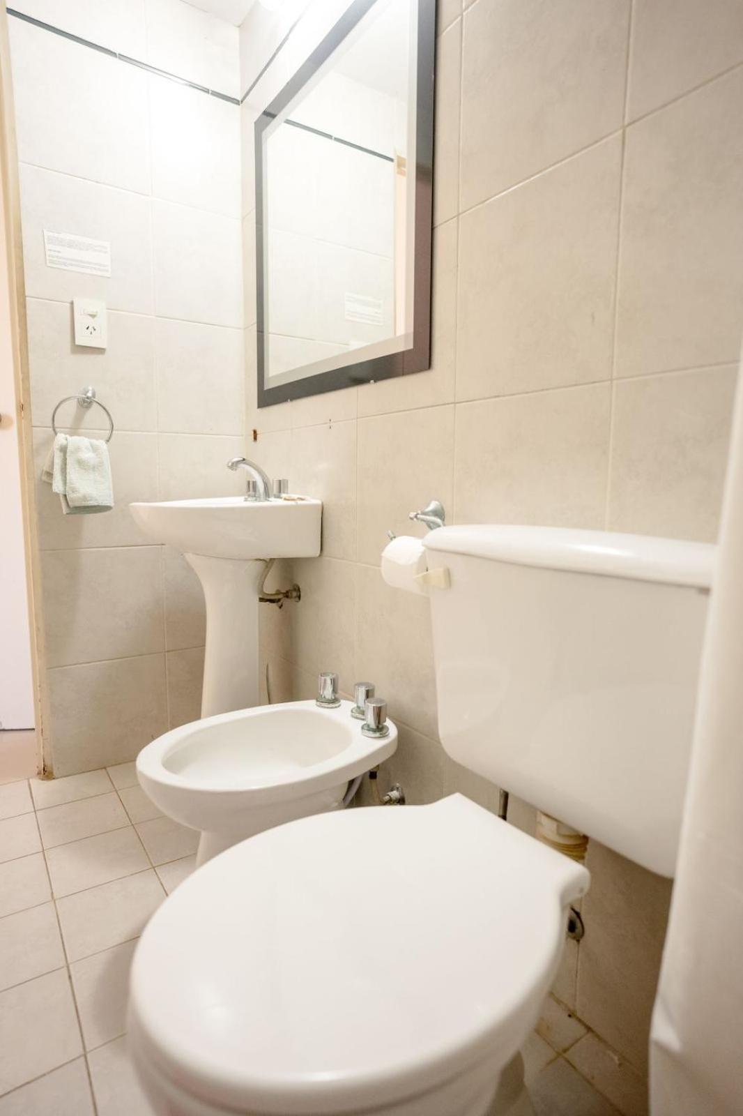 Hotel Plaza Italia Zarate Ngoại thất bức ảnh