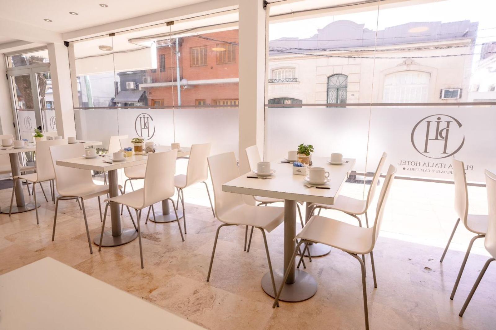 Hotel Plaza Italia Zarate Ngoại thất bức ảnh