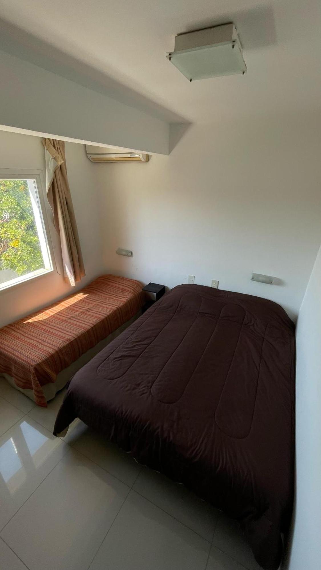 Hotel Plaza Italia Zarate Ngoại thất bức ảnh