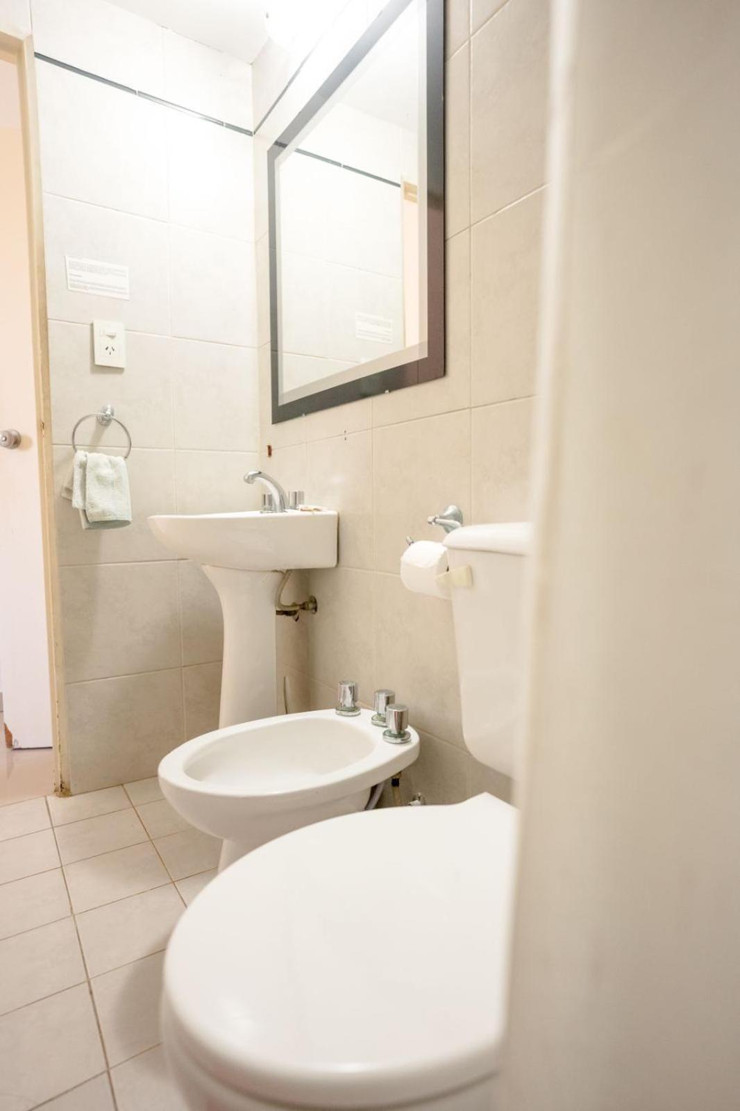 Hotel Plaza Italia Zarate Ngoại thất bức ảnh