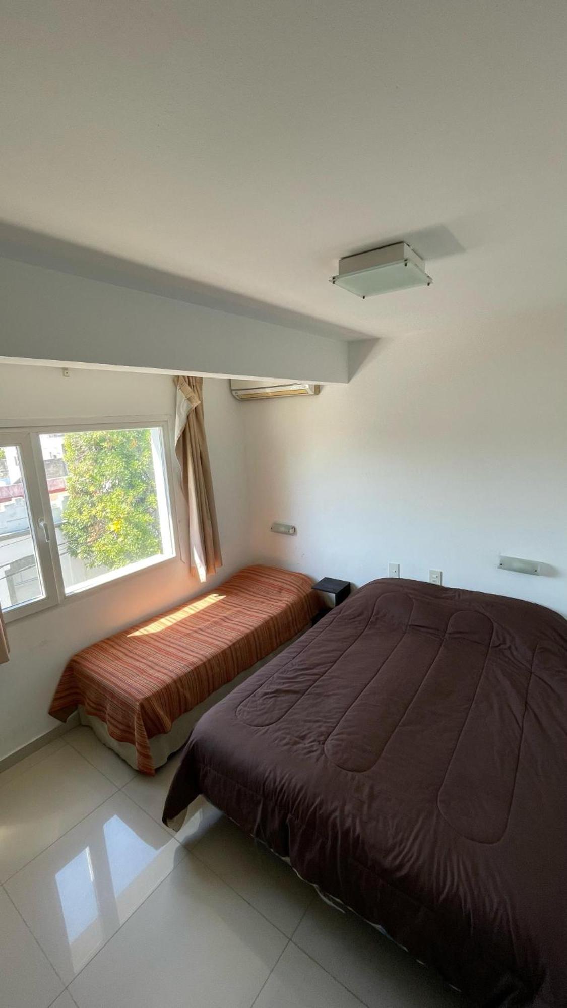 Hotel Plaza Italia Zarate Ngoại thất bức ảnh